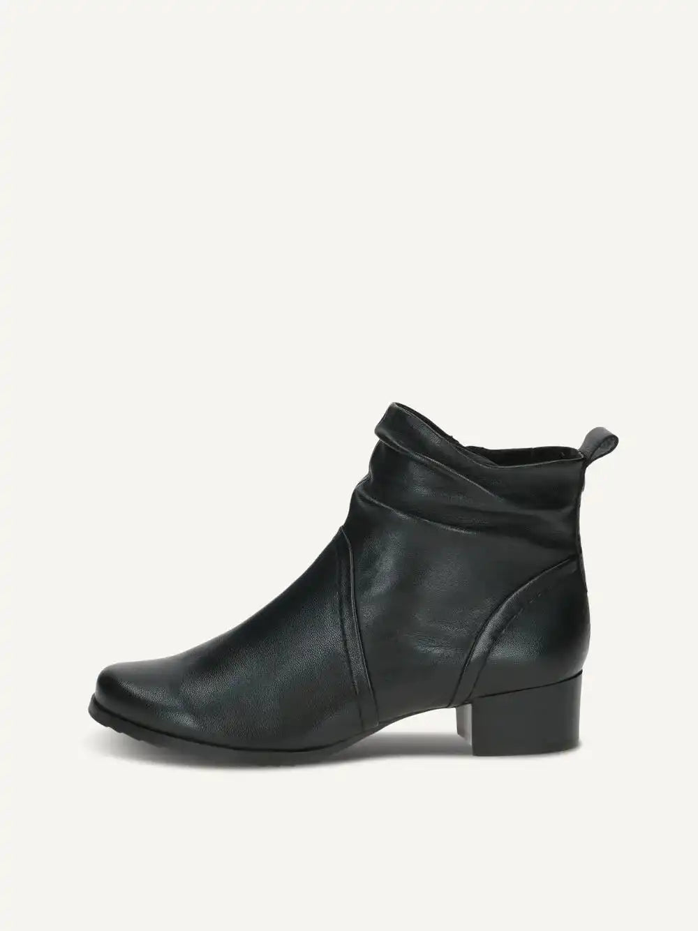 Bottine femme Caprice cuir noir – Style chic et confortable – Trendy Paris 17eme