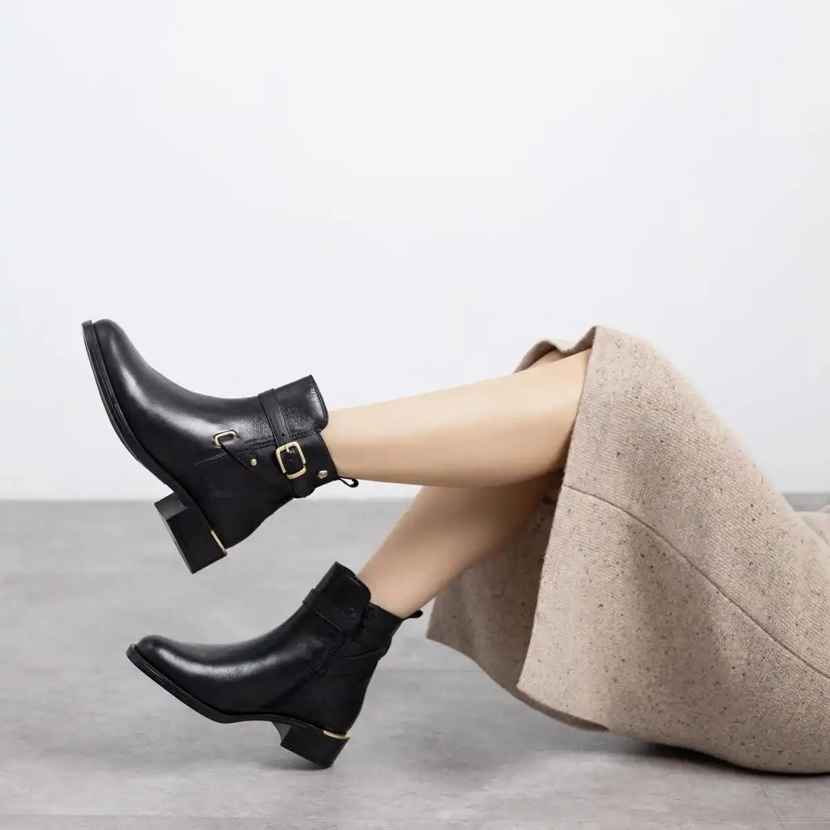 Bottine cuir noir femme – Modèle XTI CARMELA – Chic urbain – Trendy Paris 17eme