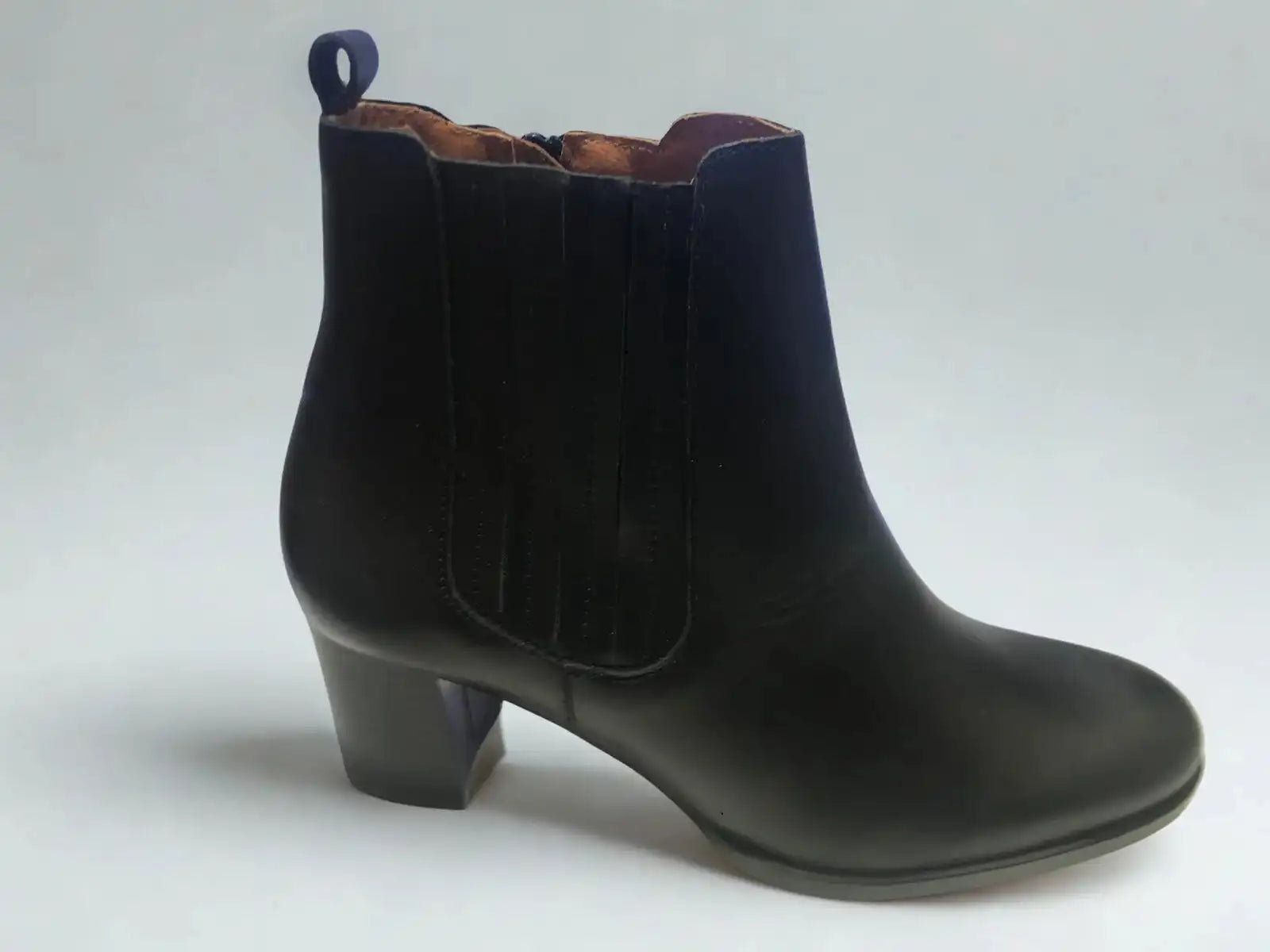 Bottines cuir noir ANYO NEW GENERATION femme – Tendance élégante – Paris 17eme