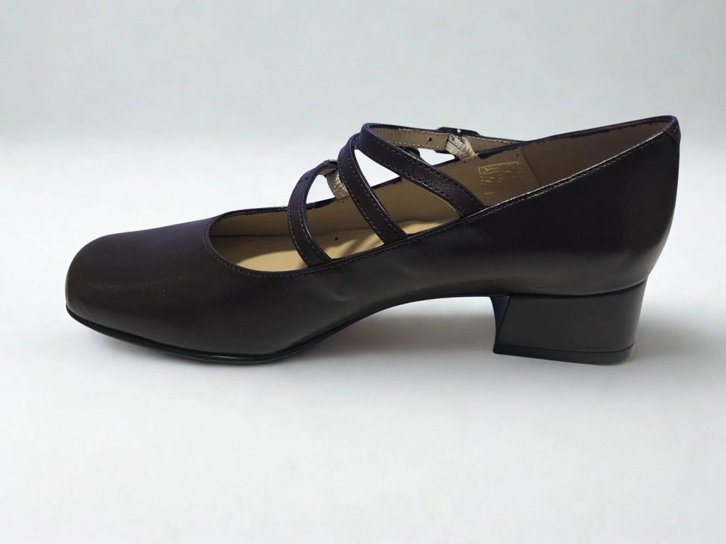 Escarpin Mary Jane cuir bordeaux à 3 brides – Élégance féminine – Trendy Paris 17eme