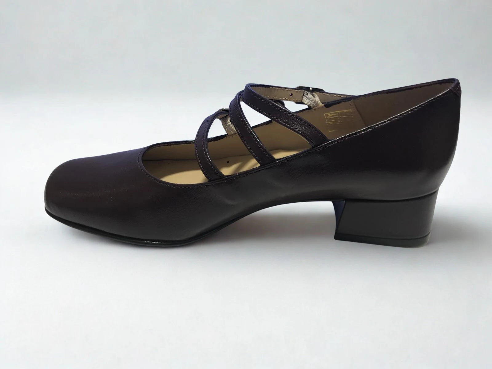 Escarpin Mary Jane cuir bordeaux à 3 brides – Élégance féminine – Trendy Paris 17eme