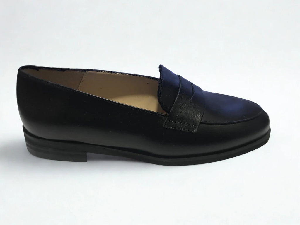 Mocassin femme classique – Cuir souple – Élégance intemporelle – Trendy Paris 17eme