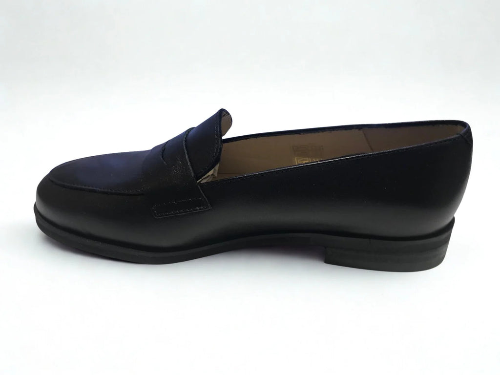 Mocassin cuir femme – Style sobre et raffiné – Trendy Paris 17eme